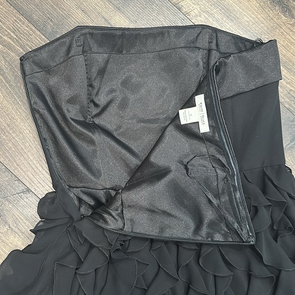 White House Black Market Ruffle Strapless Dress Size 8 - Picture 6 of 7